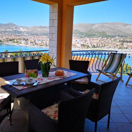 Apartments Ivona 2 Trogir Exterior foto