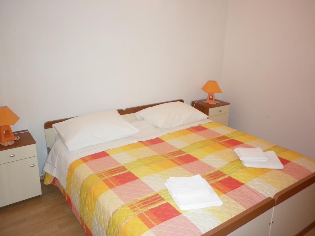 Apartments Ivona 2 Trogir Exterior foto