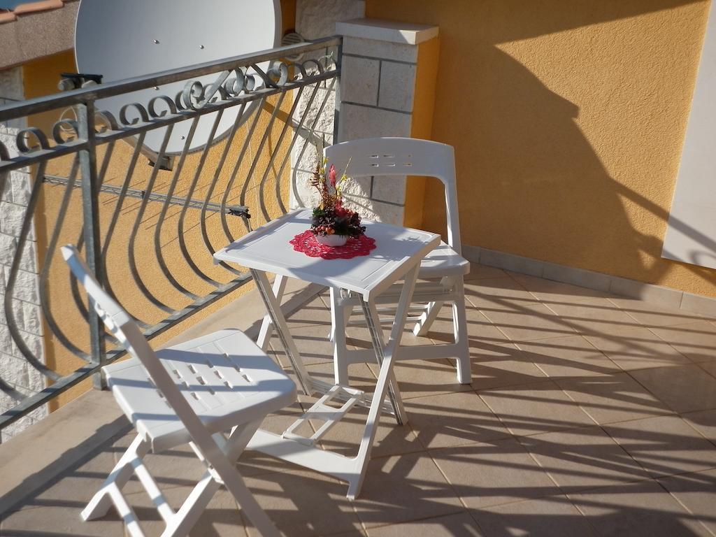 Apartments Ivona 2 Trogir Quarto foto