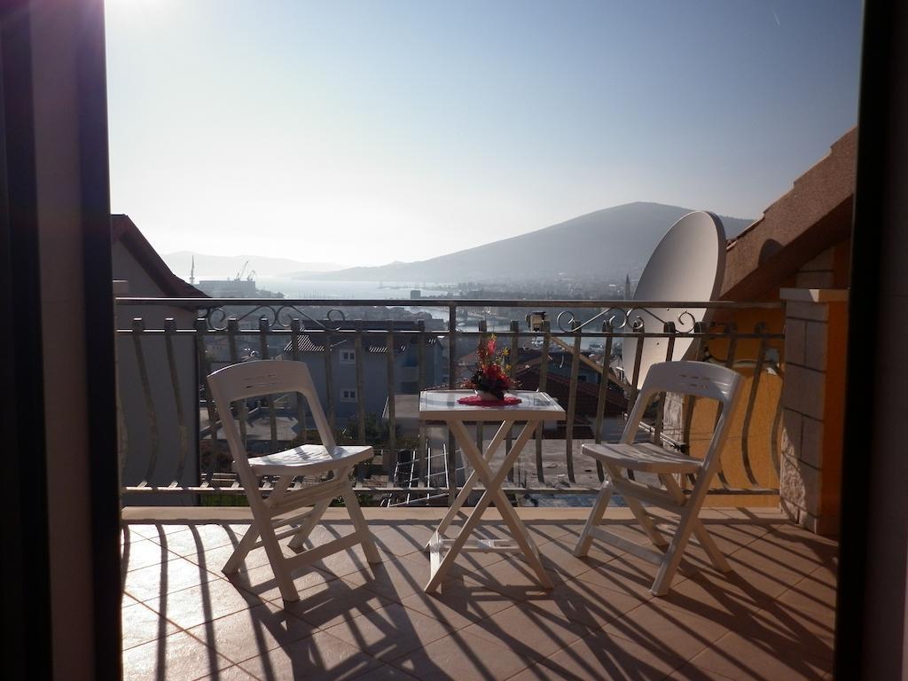 Apartments Ivona 2 Trogir Quarto foto