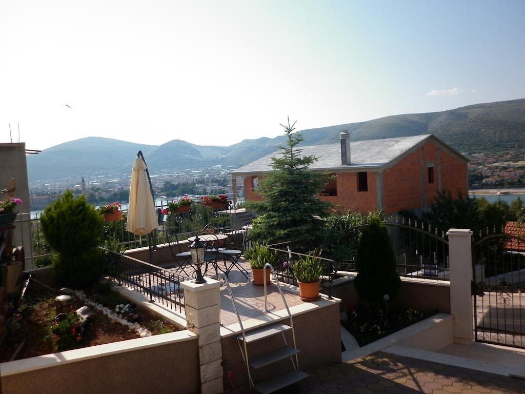 Apartments Ivona 2 Trogir Exterior foto
