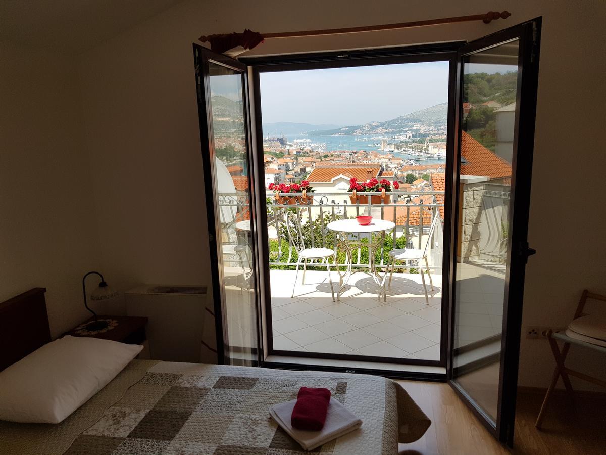 Apartments Ivona 2 Trogir Exterior foto